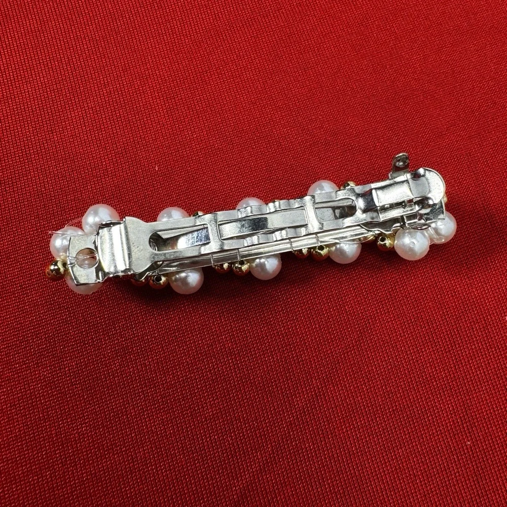 Vintage Faux Pearl On Links‎ Barrette-Easy Snap